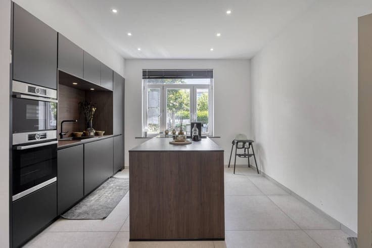 Investment property with three entities for sale in Laeken