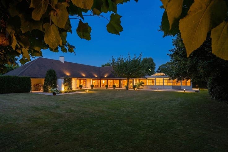 Magnificent villa surrounded by greenery with a private well