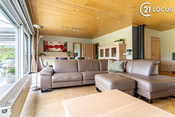 Elegant 4-Bedroom Villa in a Prime Residential Location