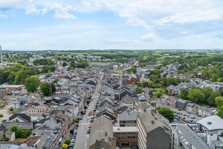 Commercial property located in the center of Bastogne