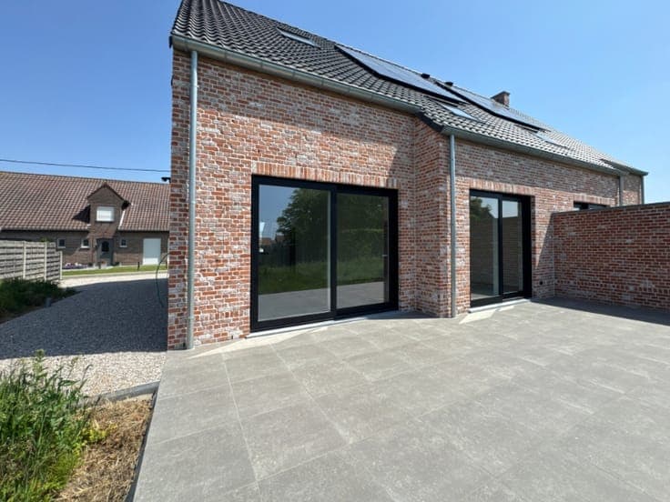 Charmante energiezuinige woning in rustig wegeltje