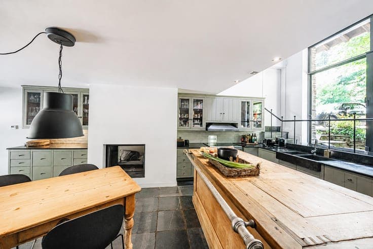 Exceptional property with strong rental potential