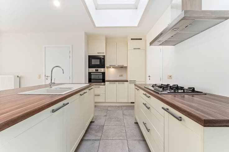 Instapklare woning te centrum Kuurne