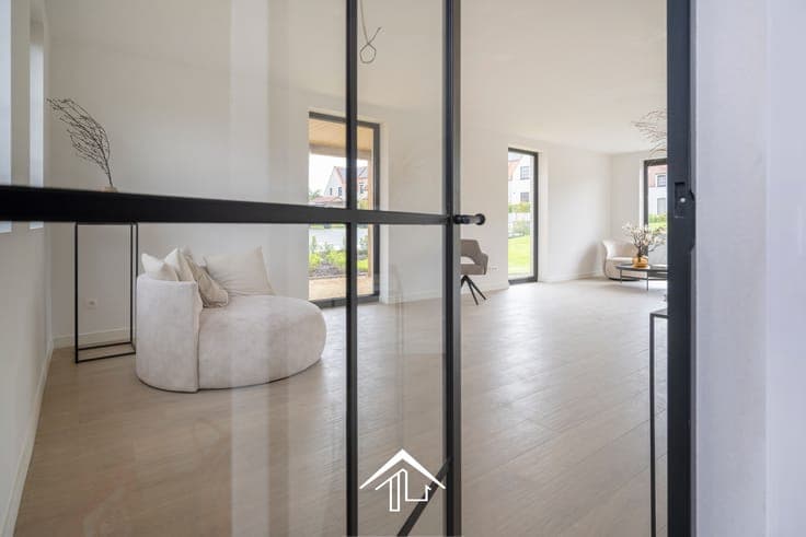 STYLISH, MOVE-IN READY LIVING IN A PEACEFUL AND SOUGHT-AFTER