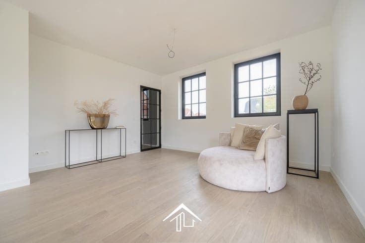 STYLISH, MOVE-IN READY LIVING IN A PEACEFUL AND SOUGHT-AFTER