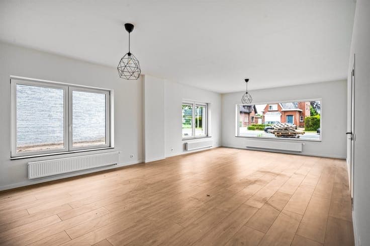 Recent gemoderniseerde, instapklare woning te Putte
