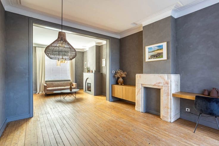 Elegant Art Deco townhouse in a sought-after street