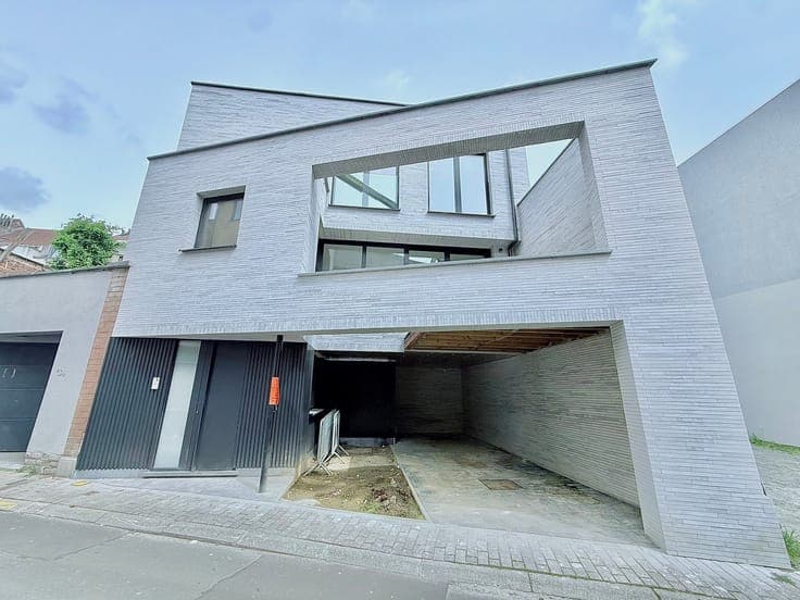 Sublime maison contemporaine + terrasse!