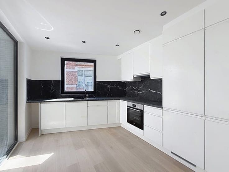 Sublime maison contemporaine + terrasse!