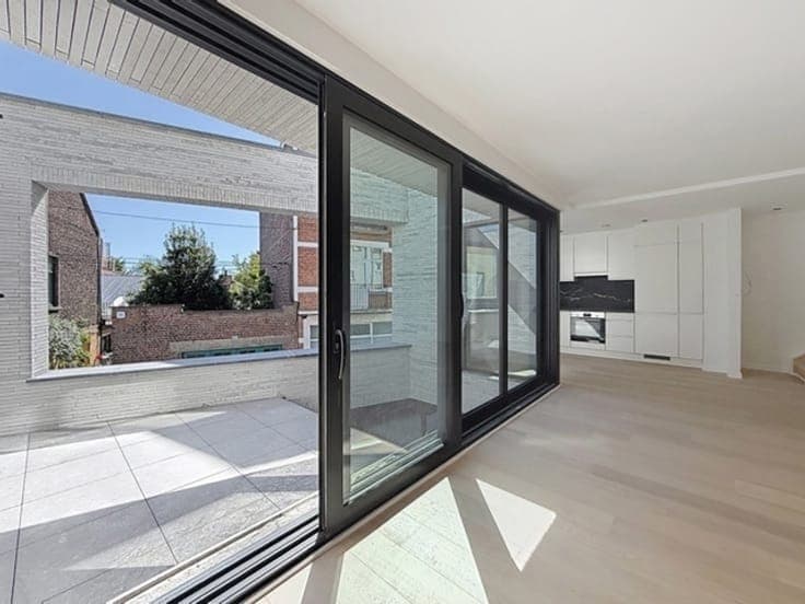 Sublime maison contemporaine + terrasse!