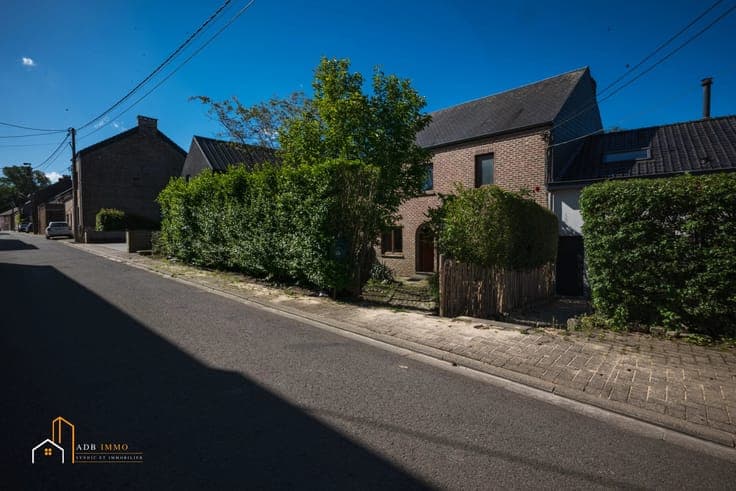 Sale - House Genappe - 475,000 €