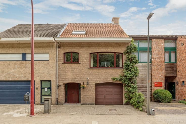 WONING