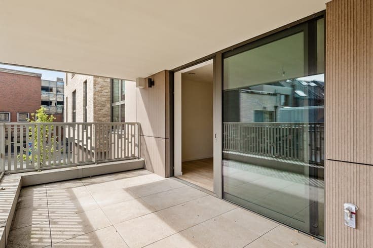 Nieuwbouwwoning met 5 slaapkamers en 2 terrassen in Lier