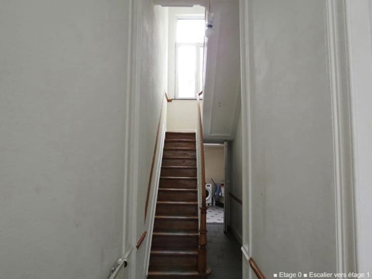 2-front house, 4 bedrooms, 2 shower rooms