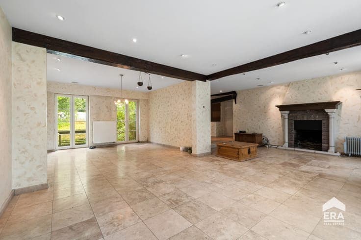 Spacious detached house for sale in Ternat