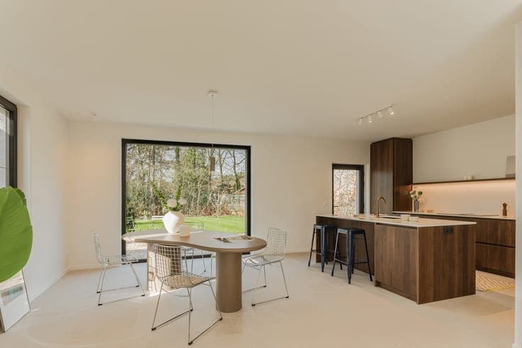 Top-quality new-build villas with a warm, welcoming charm