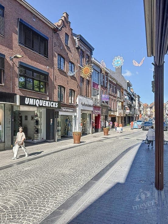 Woning met handelsruimte in het centrum van Sint-Truiden