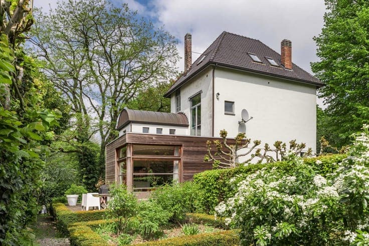 Bois de la Cambre – Renovated 1930s villa – 24 ares garden