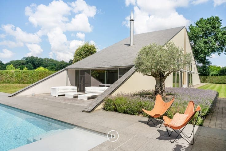 Design Villa with swimming pool