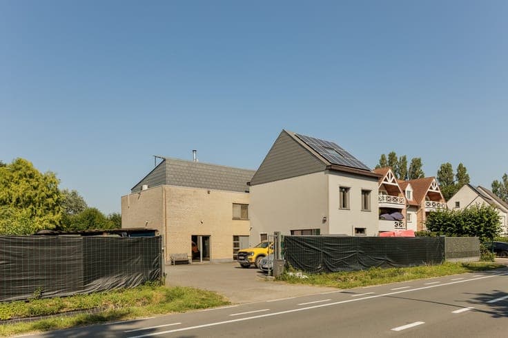 Veelzijdige gezinswoning met extra woonentiteit