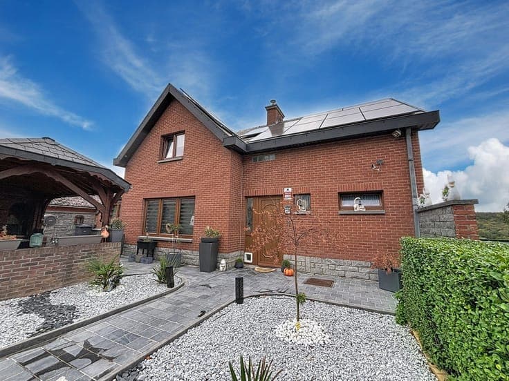 Maison rénovée avec 5 chambres