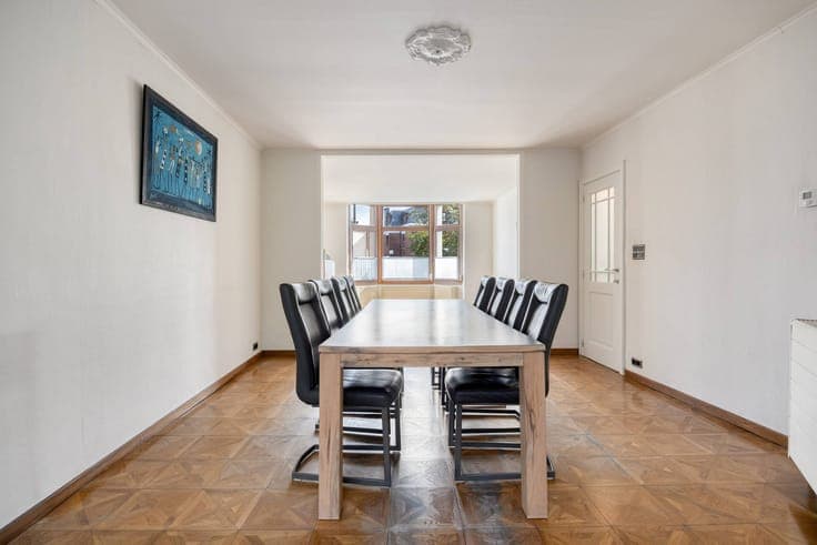 4-bedroom house with garden for sale near the Rivierenhof!