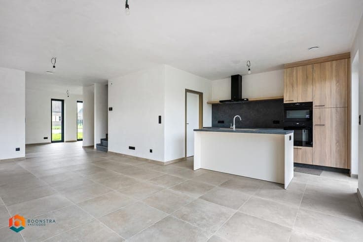 Nieuwbouw BEN-villa met 3 slpkrs op centrale ligging