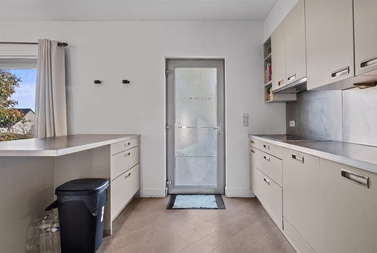 Charming semi-detached building with 4 bedrooms and garden