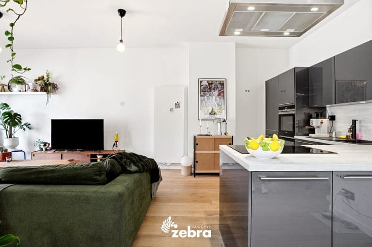 Recent gerenoveerde woning nabij centrum Brugge met 3 sla...