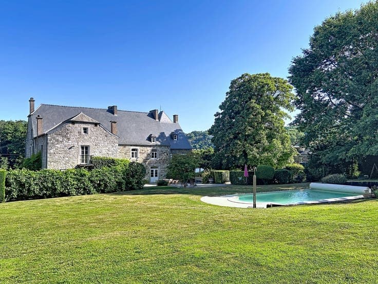 FAIRE OFFRE A PARTIR DE 1.375 000 €