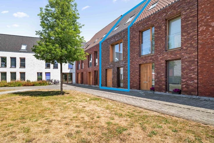 Renovated Bruges city house (3 bedrooms) with garden and co