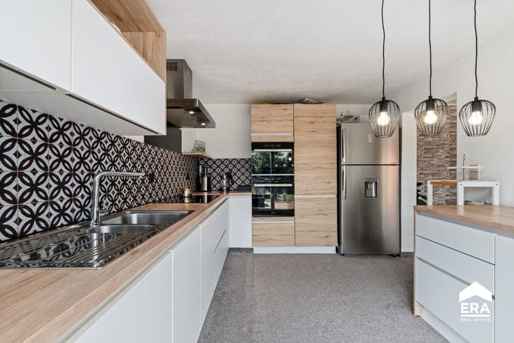 Spacious detached home in Tienen