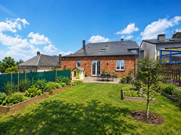 Bouillon (Corbion) – Renovated semi-detached house -garden