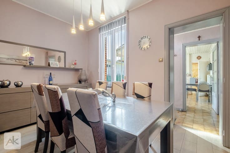 2-bedroom family home with building plot