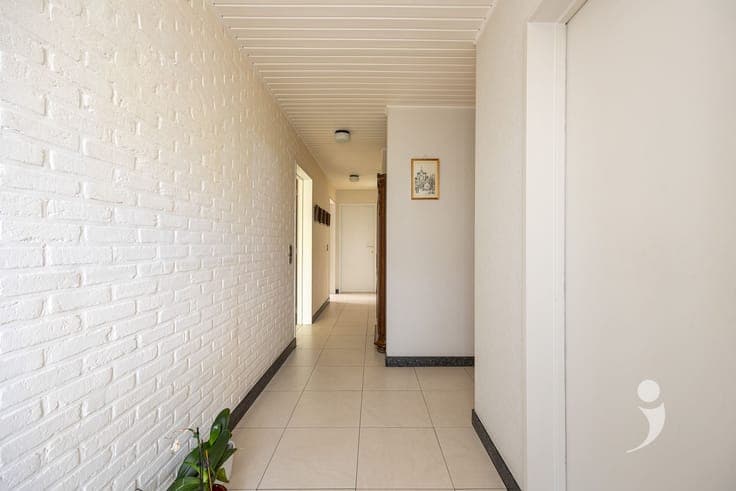 Zeer ruime woning met prachtige tuin nabij Leuven!