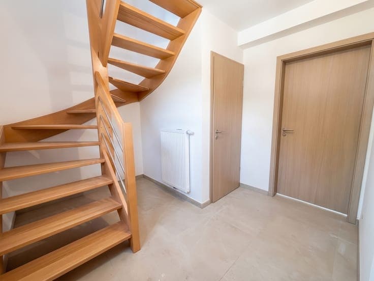 Maison a JANDRAIN-JANDRENOUILLE
