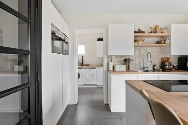 Energiezuinige woning in hoevestijl met 5 slpkrs en afgew...