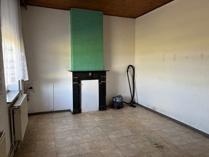 Landelijk gelegen renovatiewoning met prachtig uitzicht o...