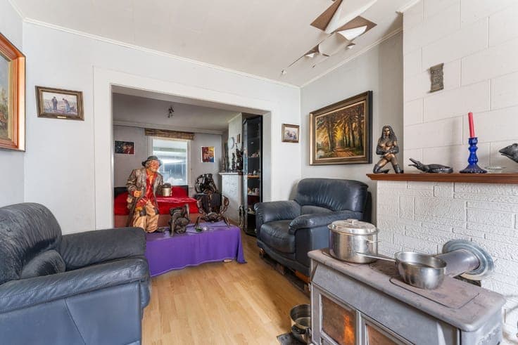 Te renoveren rijwoning te koop in het landelijke Watervliet
