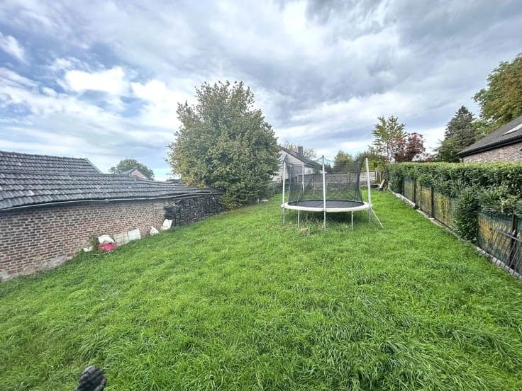 Sale - Building Lontzen - 245,000 €