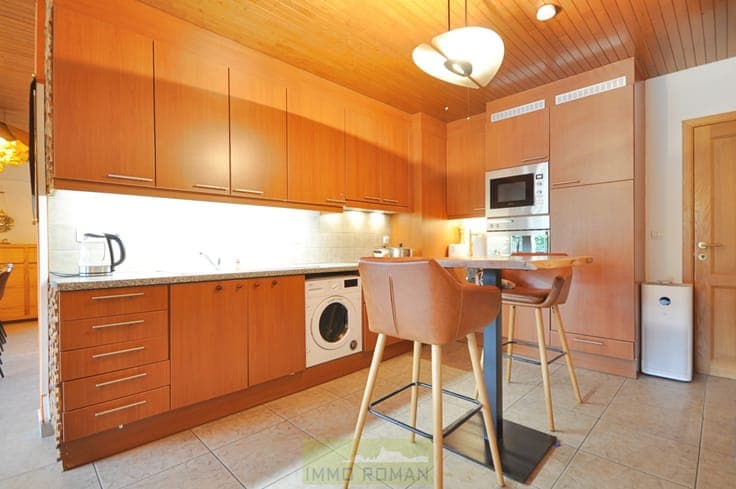 Ruime woning met 4 slaapkamers te Kluisbergen!
