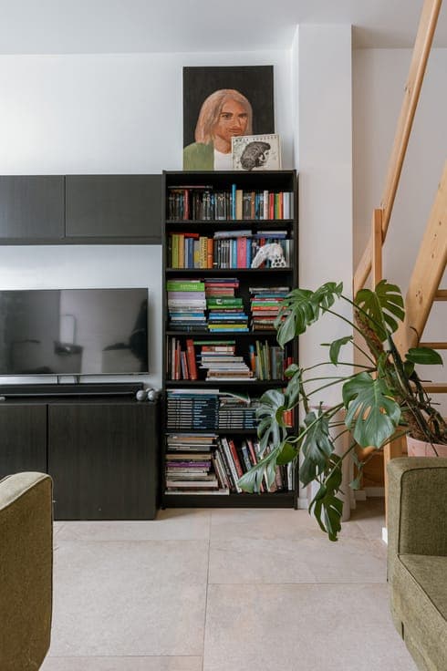 Recently renovated 3-bedroom home with a city terrace in Ghe