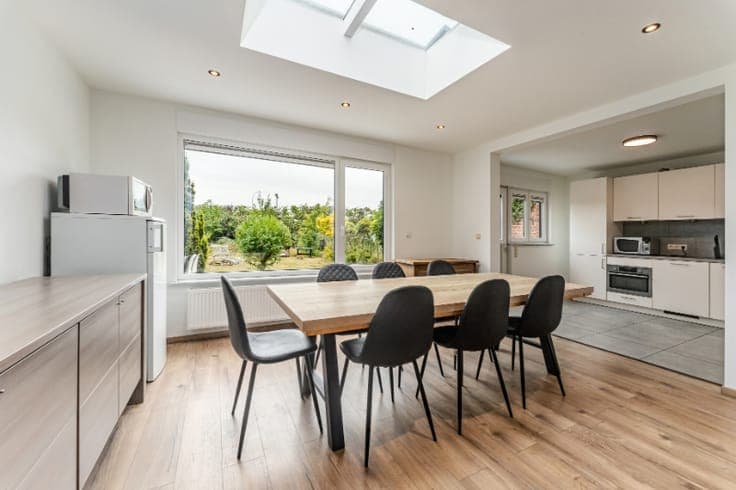 Ruime gezinswoning met 7 slaapkamers