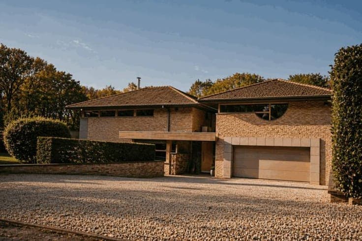House in Enghien