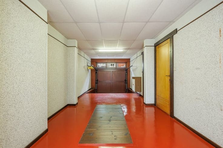 Royale 3-slaapkamerwoning met garage, werkplaats en tuin