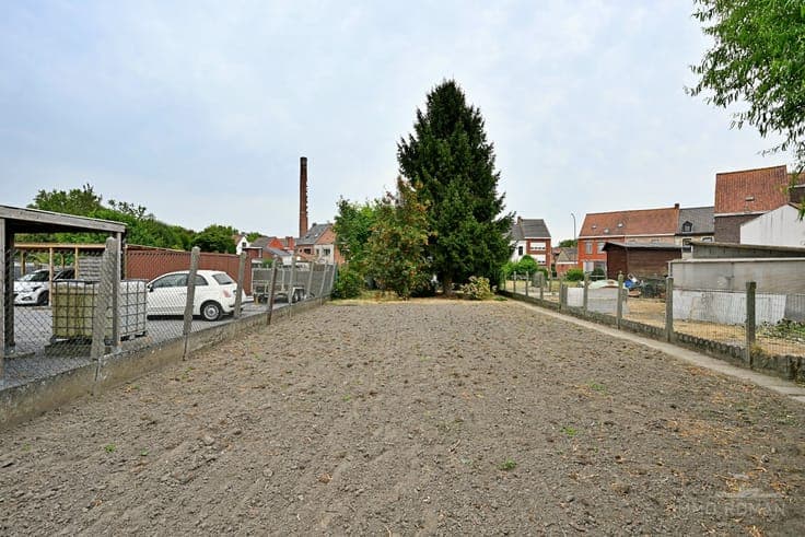 Halfopen bebouwing met 3 slaapkamers te Kluisbergen!