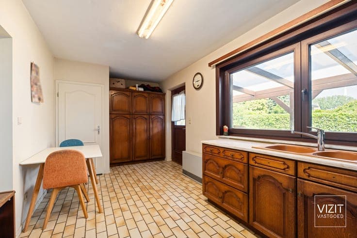 House in Sint-Pieters-Leeuw