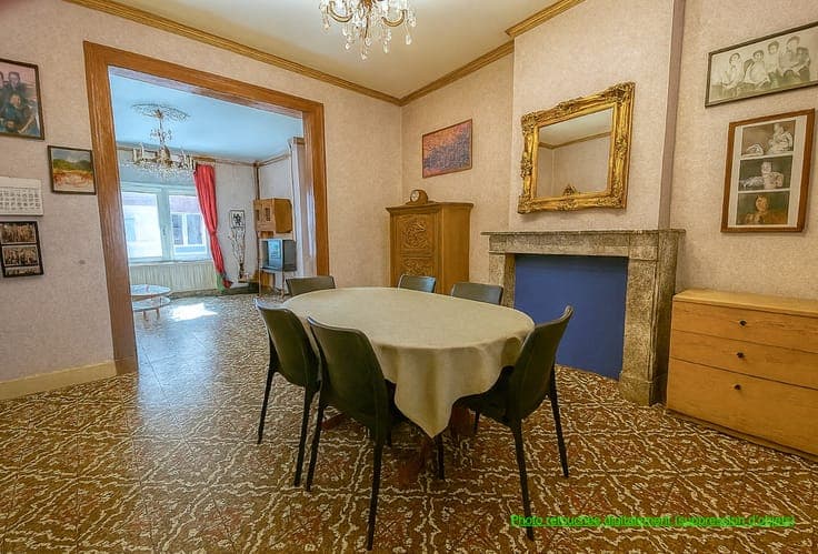Three-sided house – Spacious and potentially spacious in the