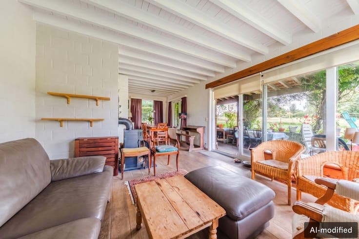 Small equestrian property in a peaceful haven