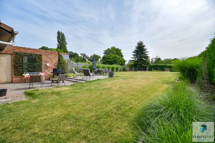 Charmante woning met mooie tuin op 1.100 m²